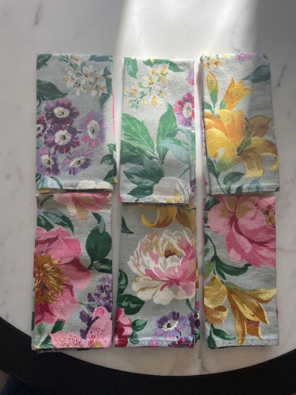 Set of 6 Beautiful Waterford Yardsley Multi 100% Cotton Sateen Dinner Napkins